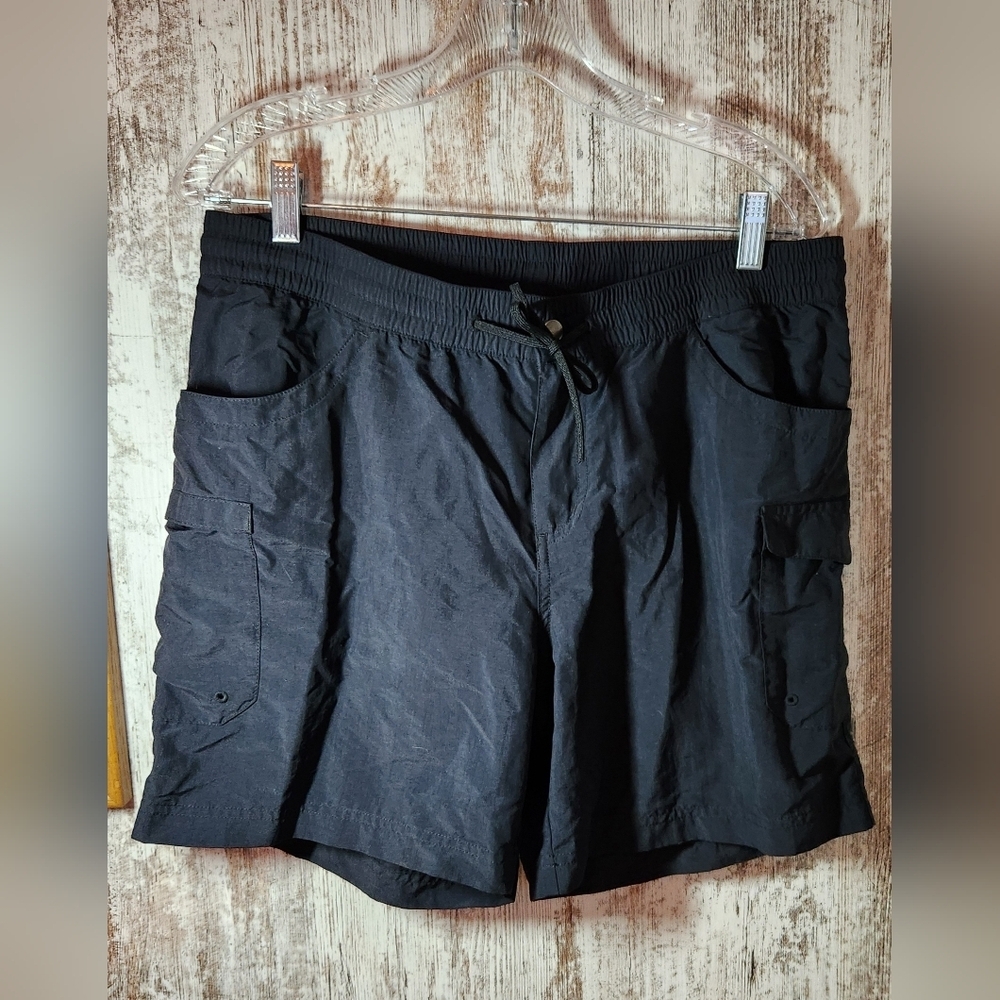 Columbia Black Women's Athletic Cargo Shorts Mesh Zipper Button Tie Multi Pocket